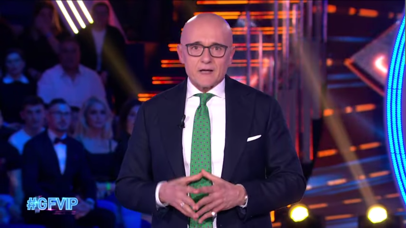 Il Grande Fratello Vip non esiste più: la decisione di Mediaset spiazza, dura presa di posizione preview