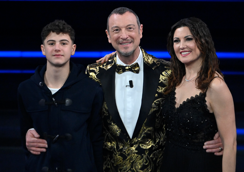 Giovanna Civitillo e Josè, moglie e figlio di Amadeus: chi sono e primo matrimonio preview