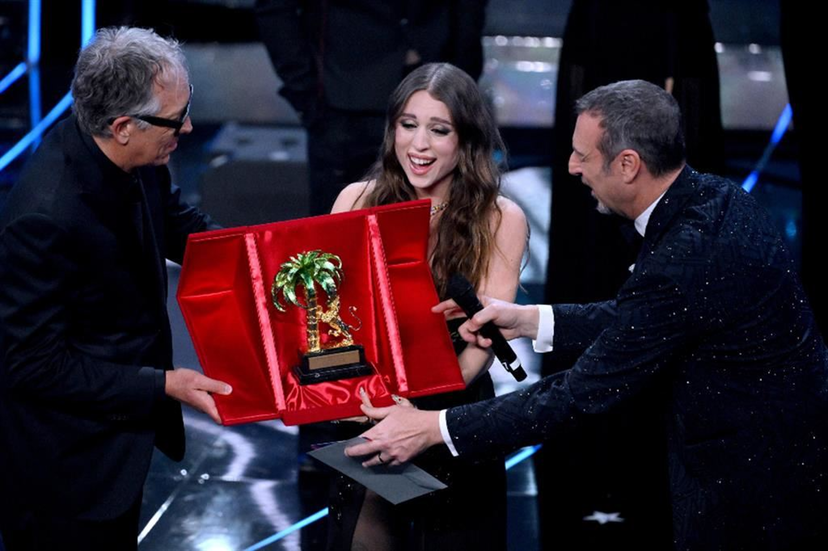 La reazione di Angelina Mango dopo la vittoria di Sanremo 2024: le prime parole a caldo – VIDEO preview