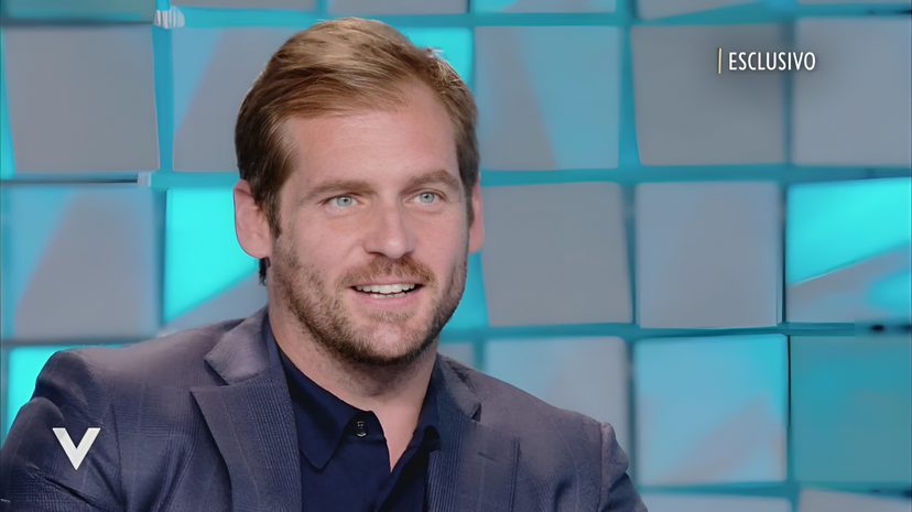 Tomaso Trussardi risponde a Chiara Ferragni: “Il suo ufficio stampa ha mangiato troppi panettoni”, la stoccata preview
