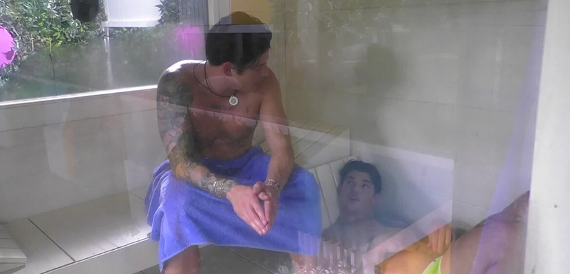 Alessio “sceglie” tra Anita e Perla, spunta la segnalazione bomba: cosa succede a telecamere spente nella Casa del GF – VIDEO preview