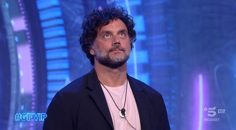 “Visionari e psicopatici!”, Barù sbotta dopo il GF Vip: il feroce commento contro i fan preview