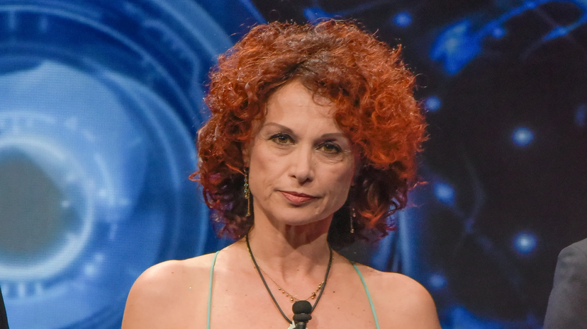 Beatrice Luzzi assente al party del Grande Fratello: ecco per quale motivo – VIDEO preview