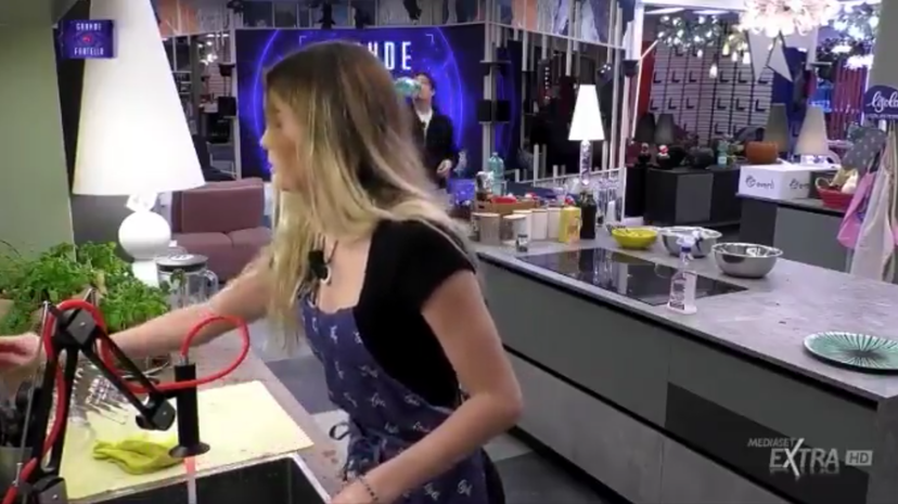 Anita Olivieri, retroscena su Paolo Bonolis: la rivelazione sulla figlia del conduttore preview