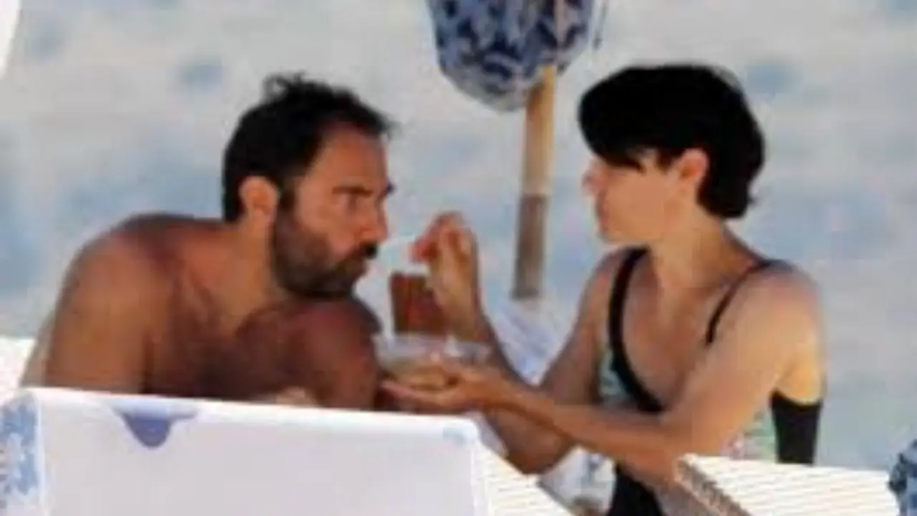 Moglie e figli di Neri Marcorè, ecco chi sono preview