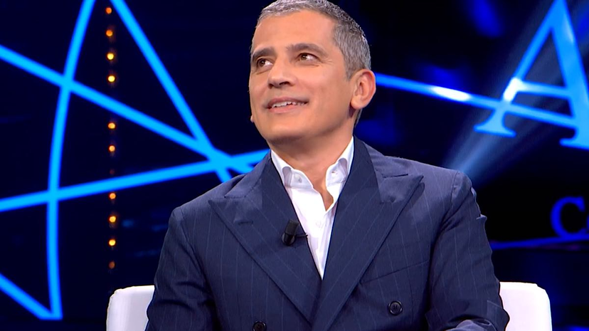 Vincitore Isola dei Famosi 2024: Dario Maltese mira ad un naufrago e svela la verità sulle liti con Sonia Bruganelli preview