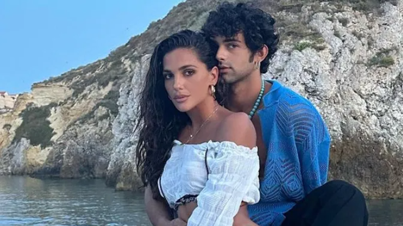 Elena D’Amario e Massimiliano Caiazzo si sono lasciati? Arrivano due segnalazioni preview