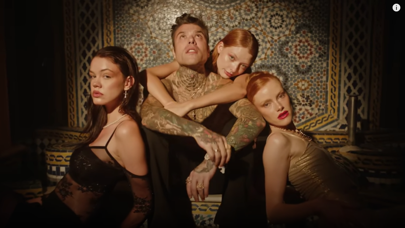 Fedez apre un profilo OnlyFans e sfida Selvaggia Lucarelli, i nuovi progetti: “Ripulire l’immagine? Faccio il contrario” preview