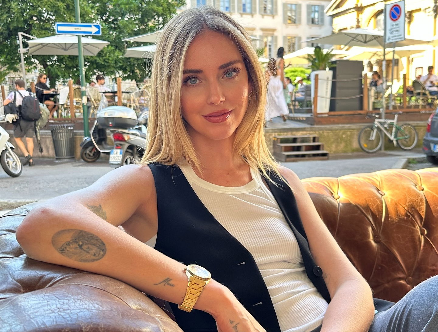 Chiara Ferragni sul volo low cost