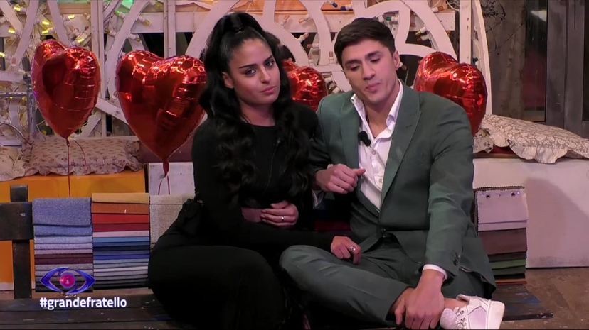 Mirko e Perla, ex inquilino stanco dei Perletti: “Basta, il Grande Fratello è finito!” preview