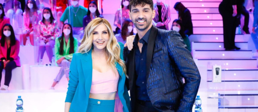 Spoiler Amici 24, Lorella Cuccarini fuori? La reazione della prof dopo il silenzio di Todaro preview