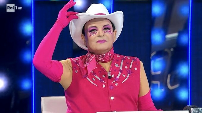 Tale e Quale Show: Cristiano Malgioglio svela i suoi nuovi costumi, cosa pensa dell’addio di Loretta Goggi preview