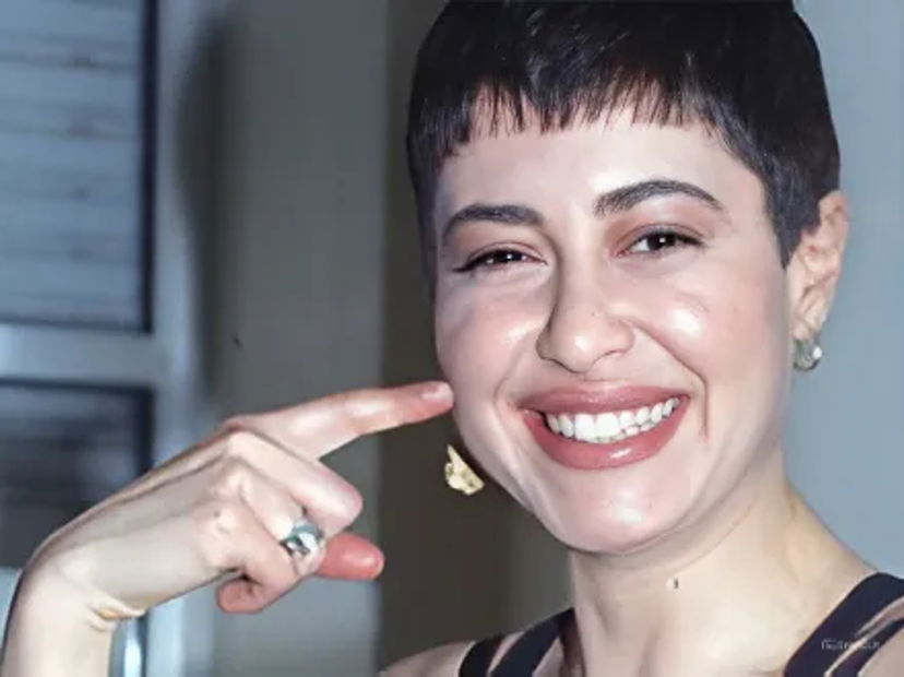 Gerardina Trovato fingeva di essere lesbica “per soldi”: “La mia assistente era una stalker che si era innamorata di me, mi auguravo che morisse” preview