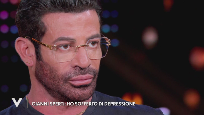 Gianni Sperti, cosa faceva a Uomini e Donne: “Uscivo dallo studio e piangevo”, il motivo preview