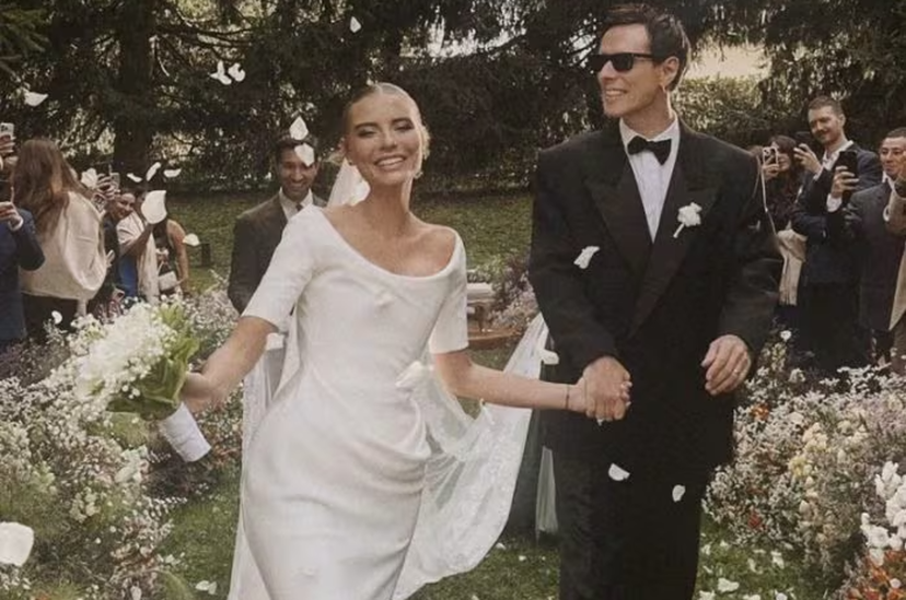 Davide Simonetta e Veronica Ferraro si sono sposati: Annalisa canta per il suo ex fidanzato, critiche social per il ricevimento minimal – VIDEO preview