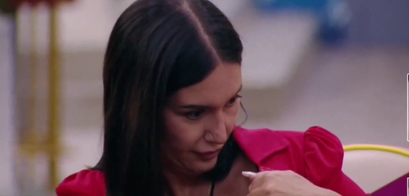 Jessica Morlacchi fuori di… seno: prima gaffe hot al Grande Fratello – VIDEO preview