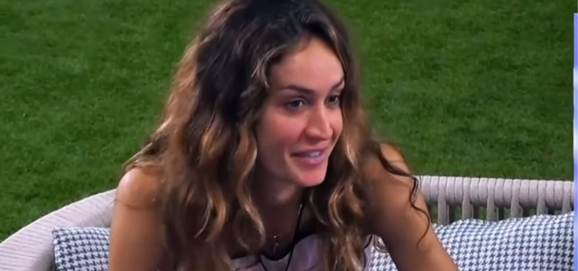 Genitori di Helena Prestes, chi sono la mamma e il papà della concorrente del Grande Fratello: la sofferenza e la crescita in solitudine preview