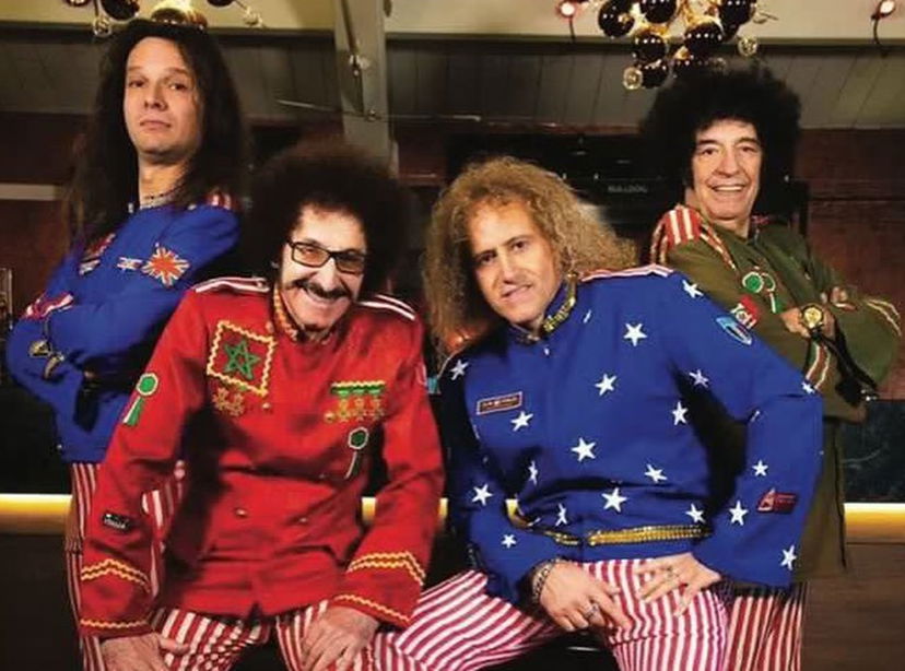 I Cugini di Campagna: moglie e figli di Ivano e Silvano Michetti, Nick Luciani e Tiziano Leonardi preview