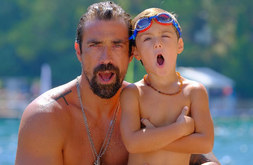 Ibrahim Celikkol, moglie e figli di Mehdi e Hakan delle soap turche preview