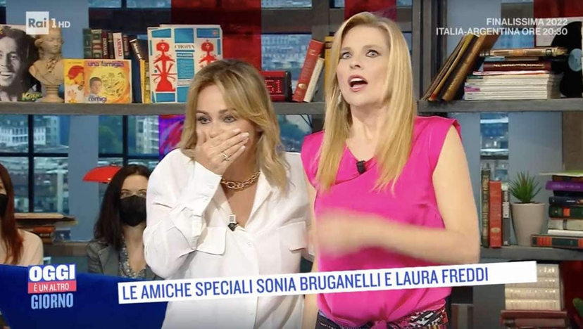 Laura Freddi scartata da Ballando con le Stelle per colpa di Sonia Bruganelli? Arriva la replica preview