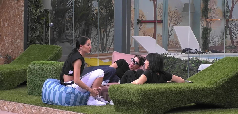 Shaila sgancia la bomba al GF: cosa hanno fatto Lorenzo e Helena sotto le coperte – VIDEO preview