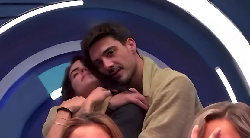 Lorenzo, quella frase bollente a Shaila convinto di non essere sentito – VIDEO preview