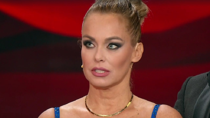 Ex del Grande Fratello su Sonia Bruganelli: “Ora piange a Ballando? Sta montando un caso, ecco quello che mi ha fatto” preview