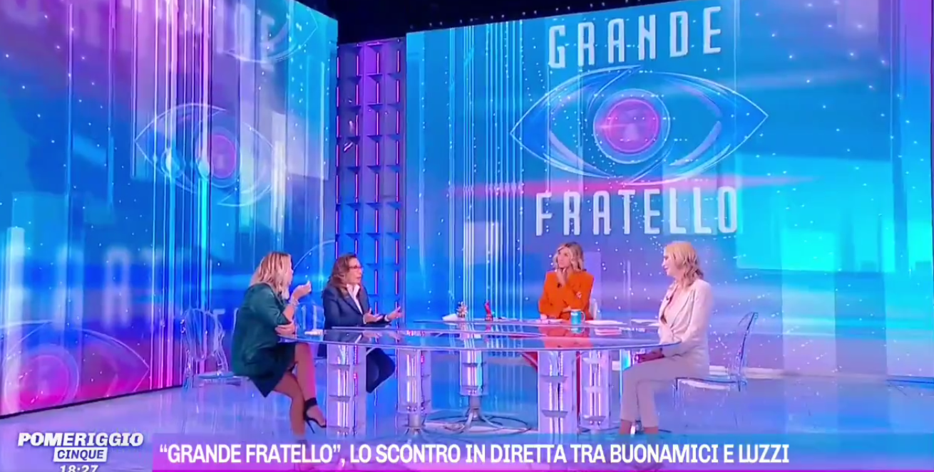 Beatrice Luzzi ancora “sotto attacco”: Orlando, Pettinelli e Merlino sparano a zero contro l’opinionista del Grande Fratello