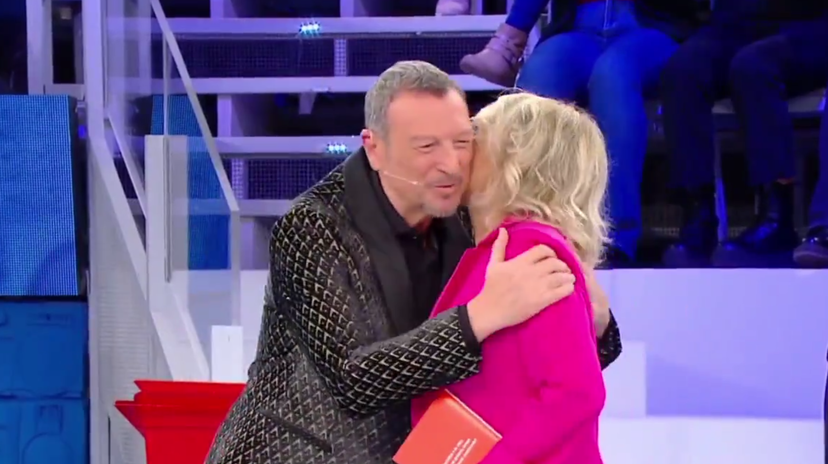 Ascolti Tv del 27 ottobre: boom per Amici 24 e Report, ecco i dati auditel preview