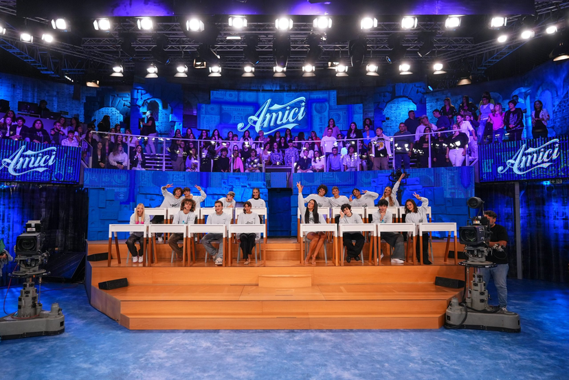 Amici 25, gli allievi: uno dello scorso anno, una da “Il Collegio” preview