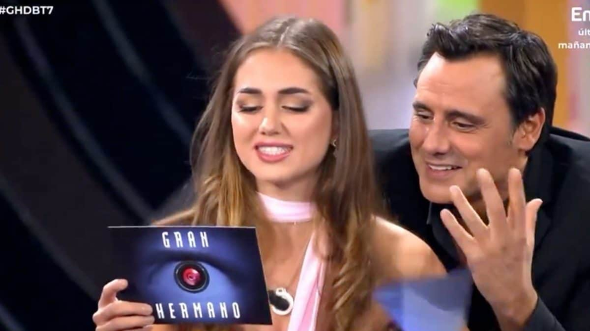 Maica Benedicto verso il Grande Fratello, retroscena sull’ex fidanzato: “si è approfittata di lui” preview