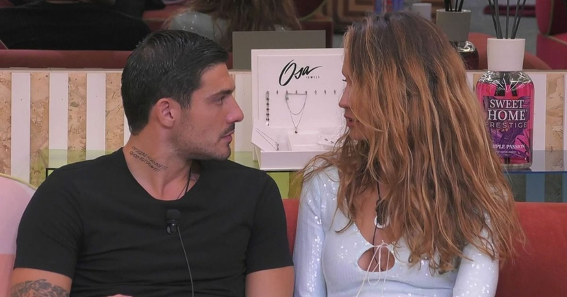 Grande Fratello, scoppia lo scandalo: “Lorenzo e Helena si conoscevano già”, la rivelazione bomba sconvolge tutto preview