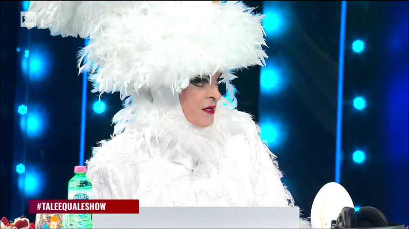 “Amore incredibile con Enzo Paolo”: Malgioglio svela un retroscena clamoroso, Carmen Russo all’oscuro di tutto? preview