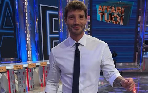 Ascolti tv, a settembre la sfida che tutti stiamo aspettando: chi vincerà? preview