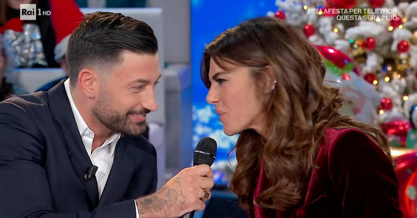 Bianca Guaccero parla del matrimonio con Giovanni Pernice e svela come è nato il loro amore a Ballando preview