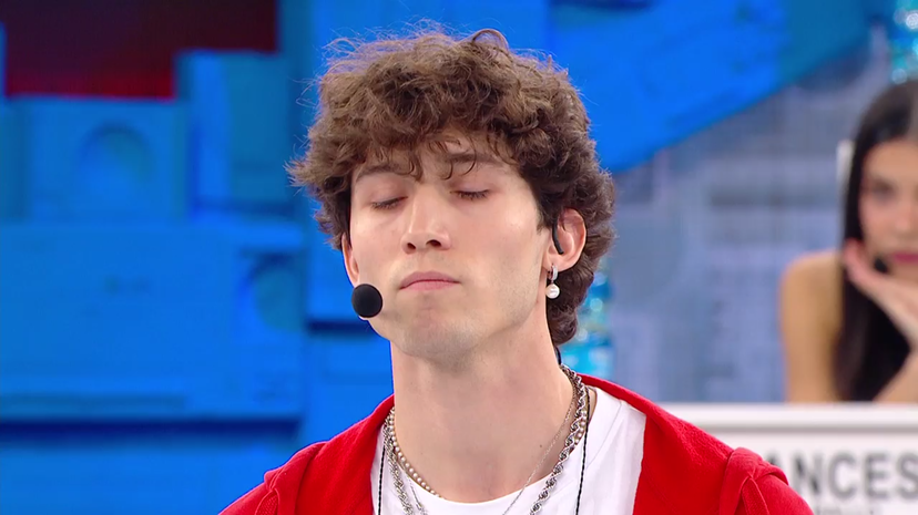 Amici 24: Diego Lazzari eliminato tra le Lacrime, Maria De Filippi costretta a intervenire preview