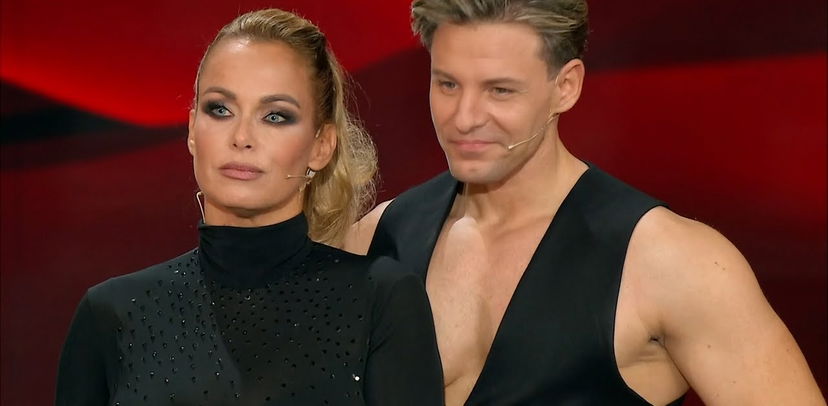 Carlo Aloia è diventato papà: il retroscena a Ballando e il gesto di Sonia Bruganelli preview