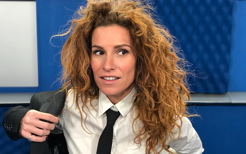 Chi è il nuovo fidanzato di Veronica Ruggeri? “Del tenero con un cantante”, chi è preview