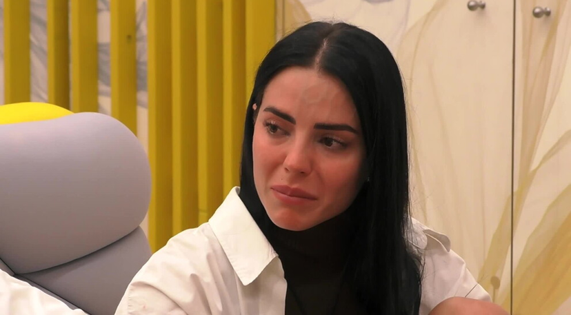 “Mi stavo ammazzando con un coltello”, Shaila Gatta: clamorosa rivelazione al GF preview