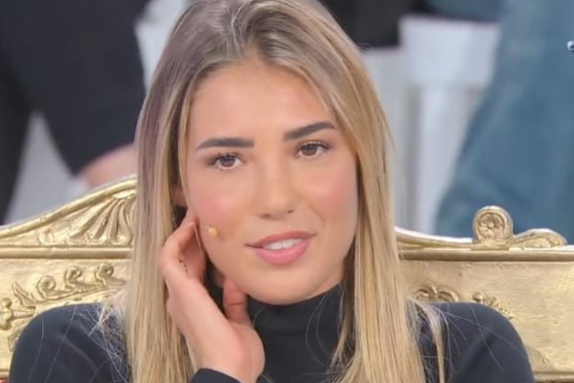 Chiedono a Martina De Ioannon un’intervista: come ha risposto preview