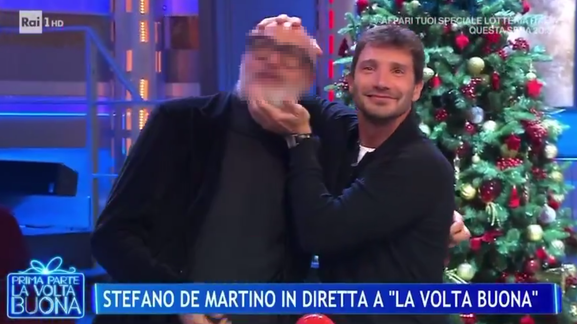 Chi è il Dottore di Affari Tuoi? Stefano De Martino svela il suo volto