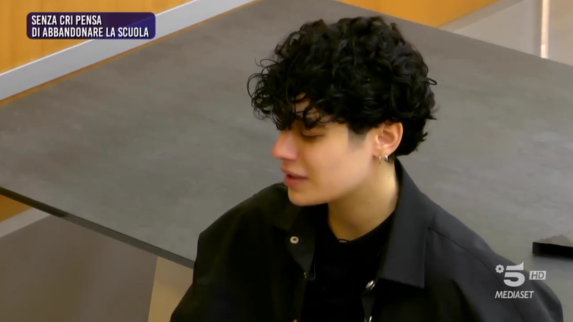 Amici 24, Senza Cri lascia la Scuola? “Non ce la faccio più”, interviene Maria De Filippi preview