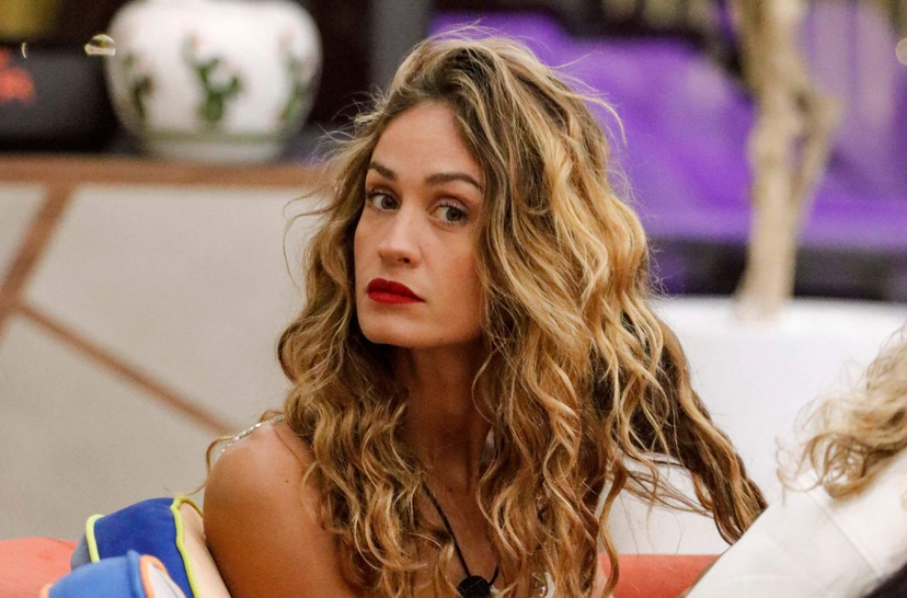 Helena Prestes fa una richiesta spiazzante ai suoi fan per Natale preview