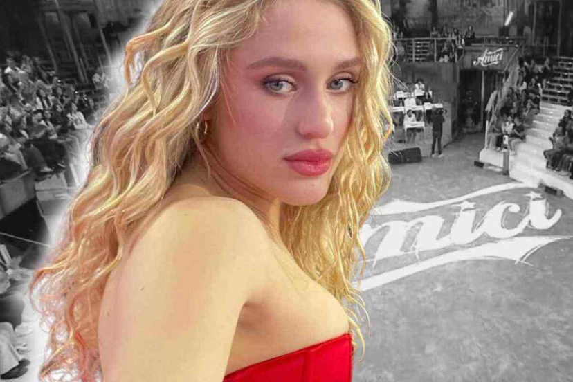 La reazione di Maria De Filippi all’addio di Isobel da Amici preview