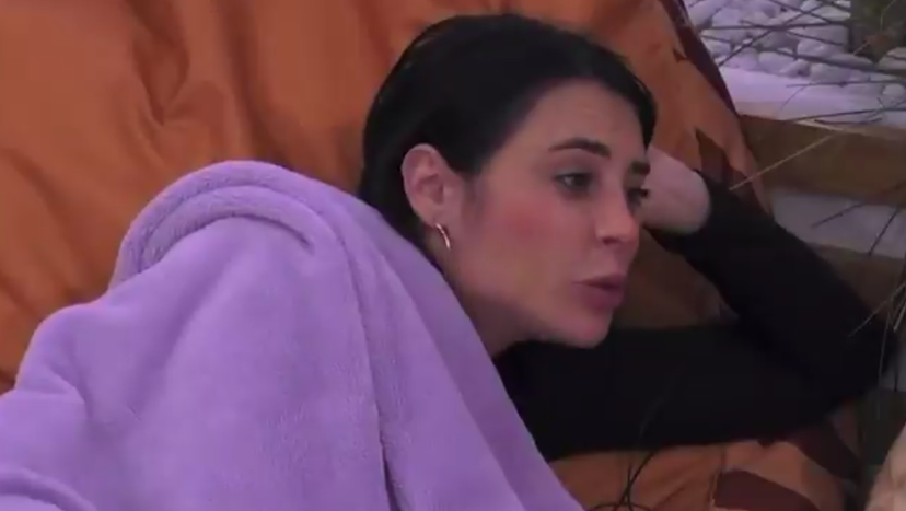 “Vive il Grande Fratello come una caccia alle streghe”, Mariavittoria svela cosa pensa di Lorenzo preview