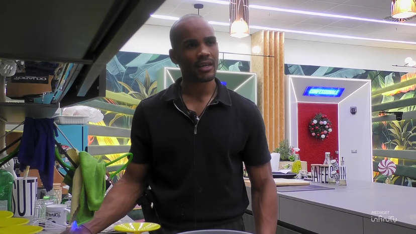 Chi è il padre di Maxime Mbandà del Grande Fratello: cosa fa e il loro rapporto preview