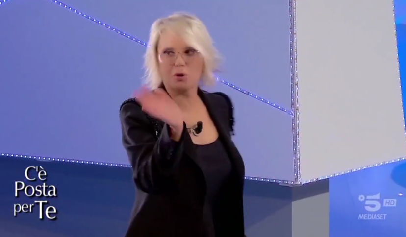 Le storie di C’è posta per te, puntata 8 febbraio: buste aperte e chiuse, cosa è successo preview