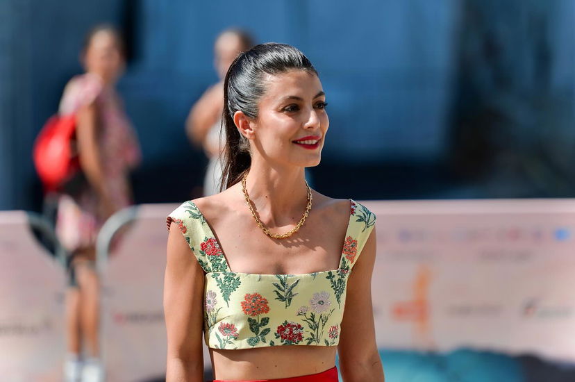 Alessandra Mastronardi assente al funerale di Fassari e sommersa di critiche: la replica ai fan de I Cesaroni preview