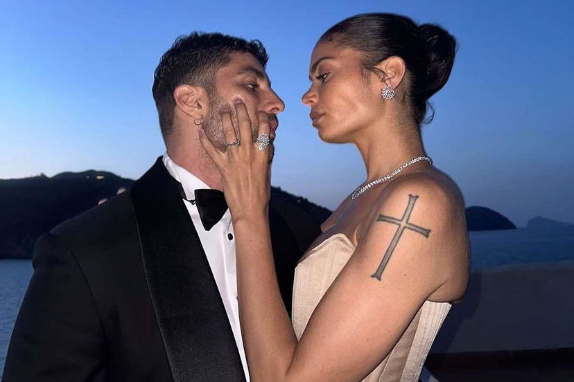 Andrea Iannone fa una confessione sulla sua storia con Elodie preview