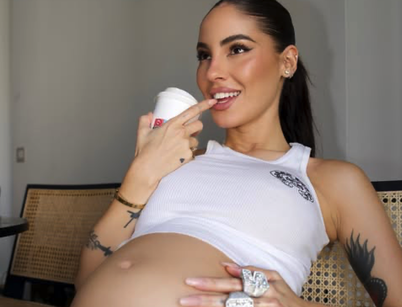 Giulia De Lellis ha partorito, è nata Priscilla: come stanno preview